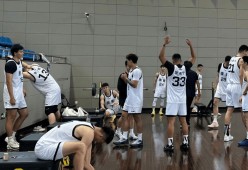 贝博电竞娱乐窗口期广厦男篮备战社区盾，外线爆发细节曝光，气氛紧张，医务组通报恢复的简单介绍